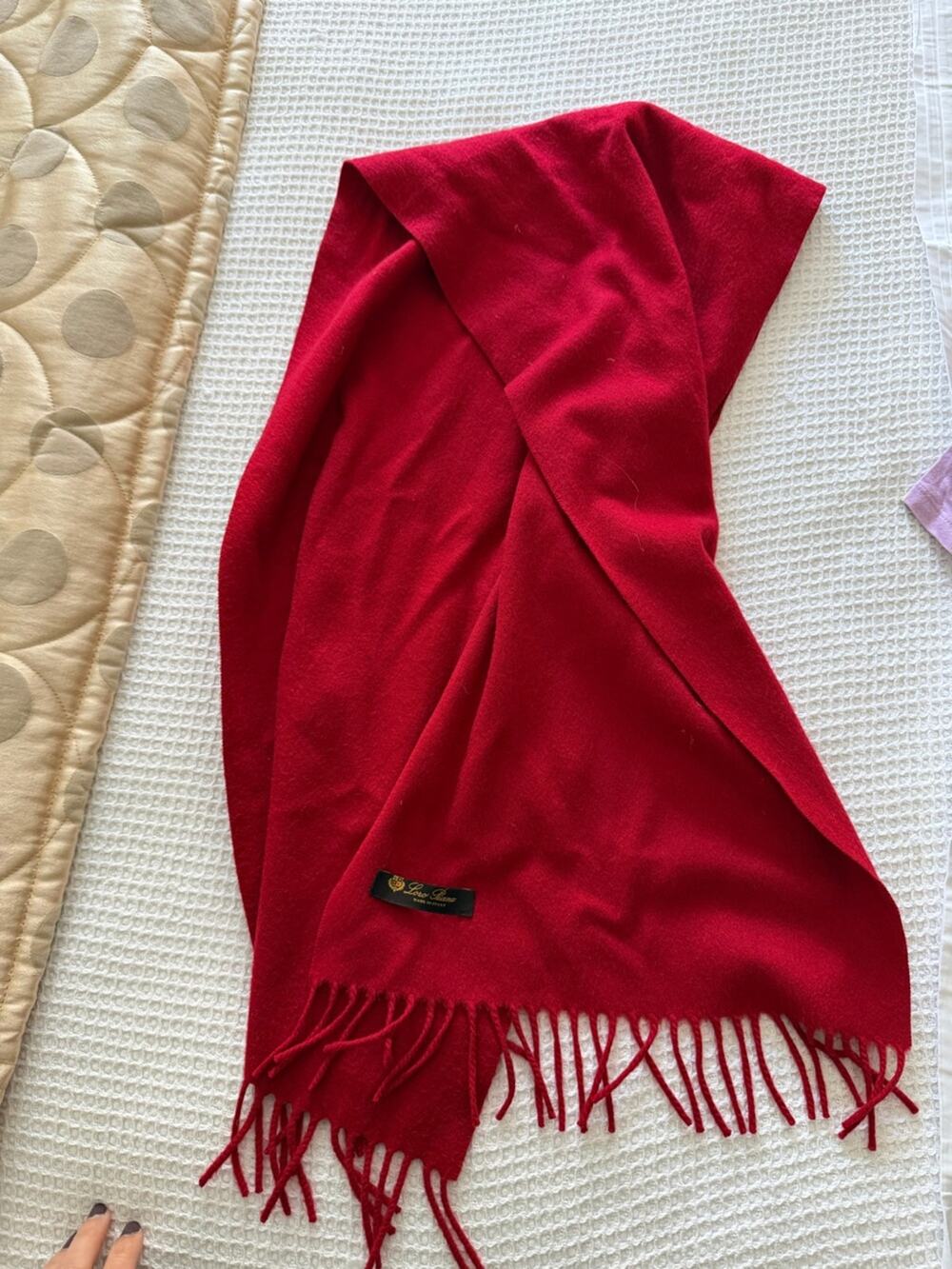 🗽🩶Loro Piana Red Cashmere Fringe Scarf